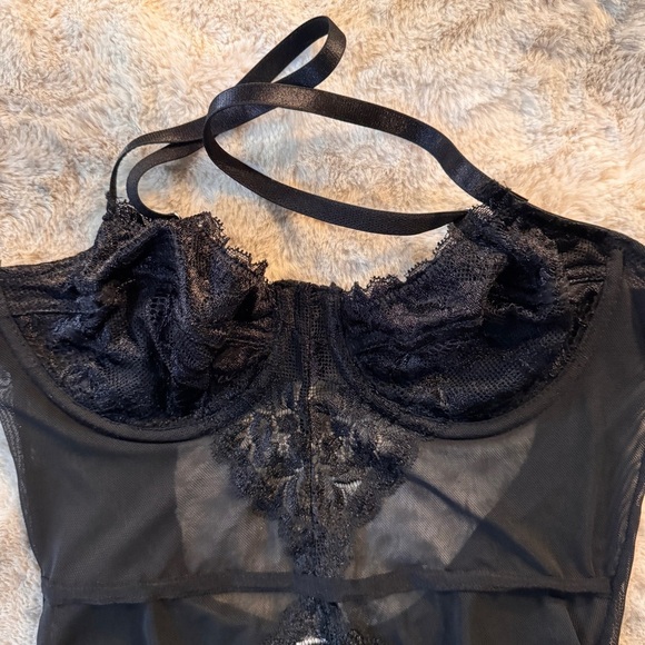 Elegant Black Lace Bodysuit, No Snap - Size Medium - NEW with Tags - Picture 8 of 12